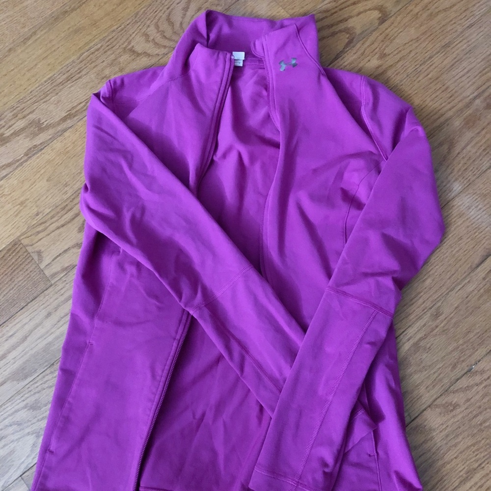 Women’s size small Under Armour running jacket